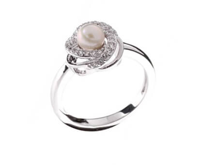 inel de logodna cu perla